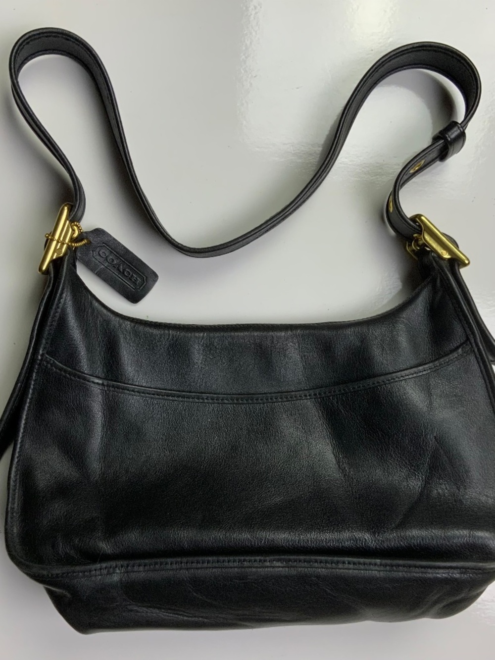 VINTAGE COACH BLACK LEATHER PURSE